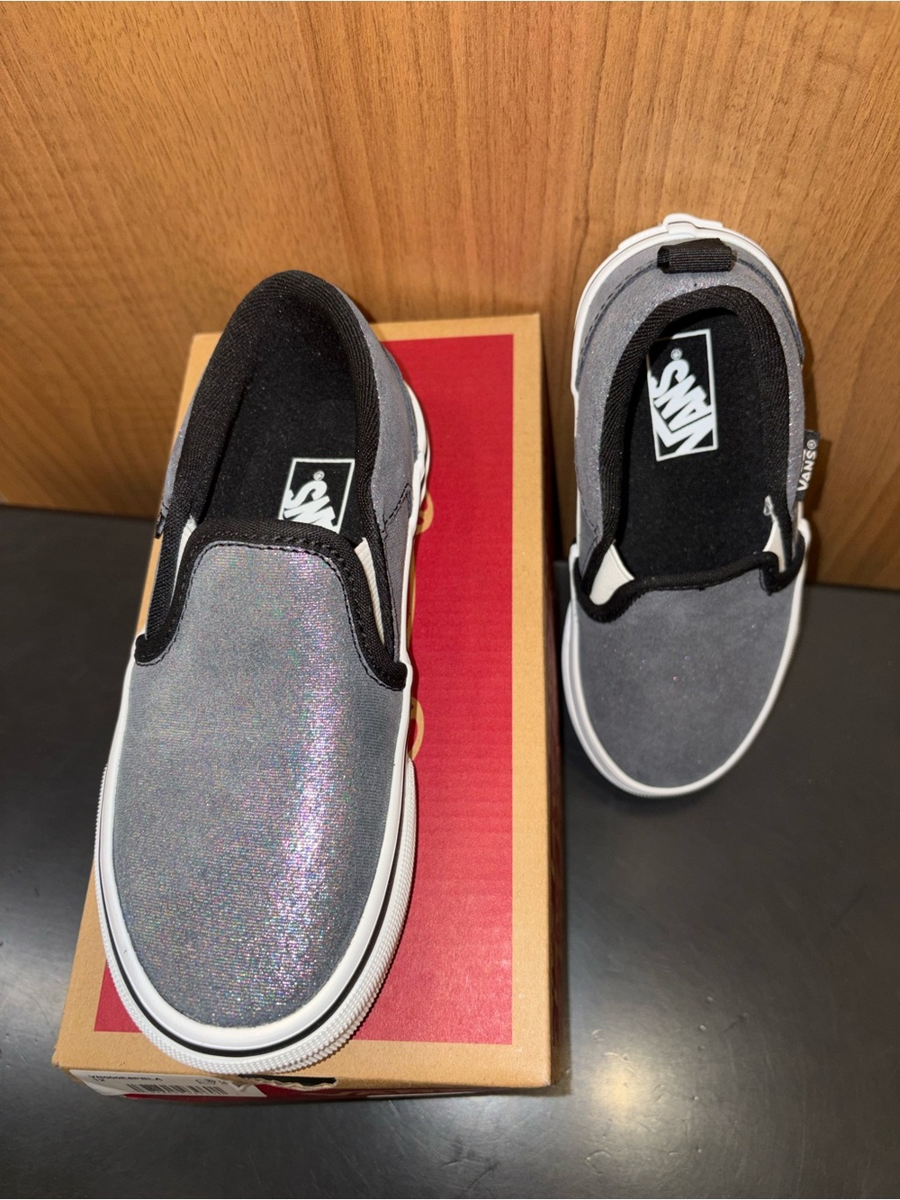 Vans Asher Kids' Slip-On Glitter Grey Skate Shoes